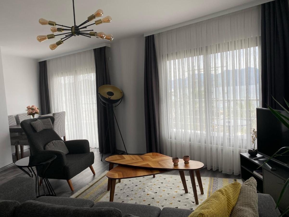 Trea Homes Marina Suites 말마리스 외부 사진
