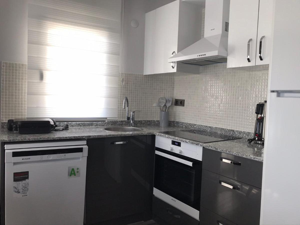Trea Homes Marina Suites 말마리스 외부 사진