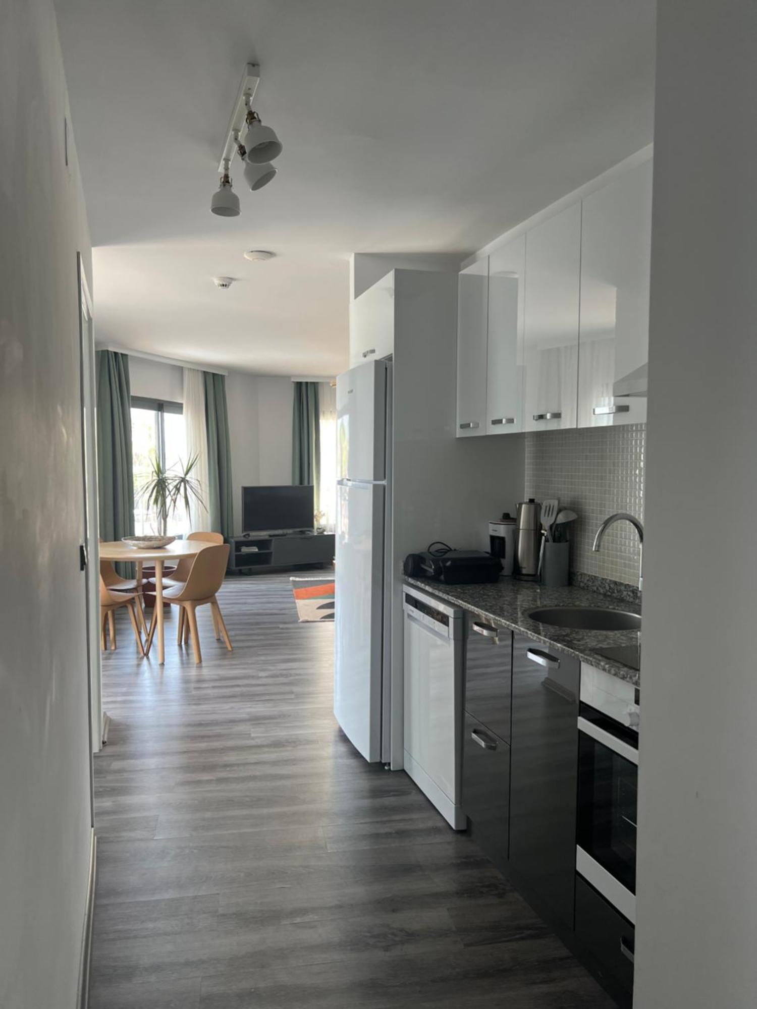 Trea Homes Marina Suites 말마리스 외부 사진